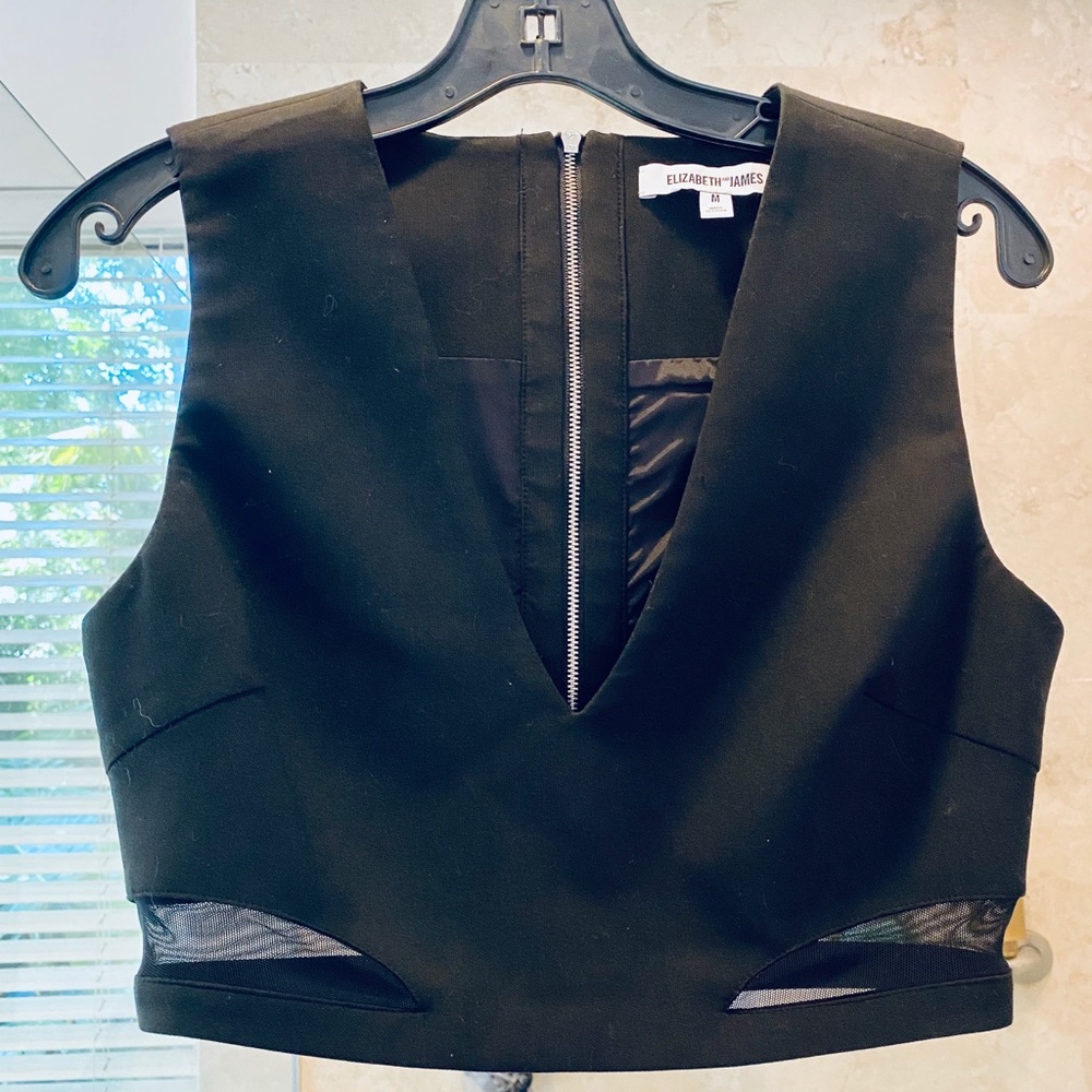 Alice&Olivia Cropped Low V Mesh Insert Top NWOT M